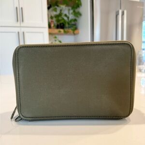 Dagne Dover Arlo Tech Case - Large - Dark Moss olive green